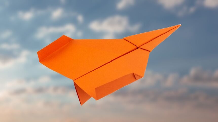 papierflieger falten